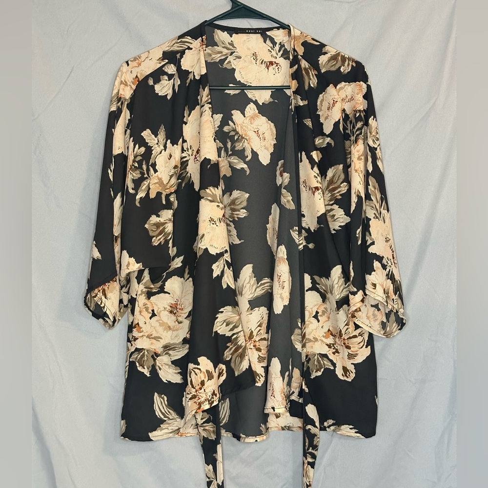 Beautiful Floral Kimono